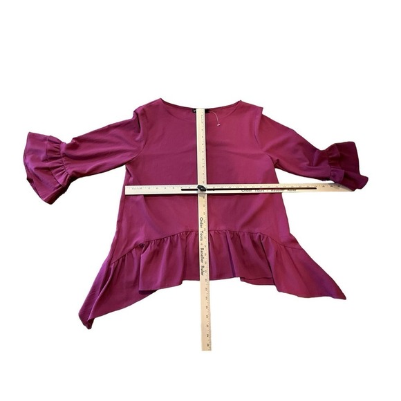 NWT Gibson burgundy top/Blouse ruffle bottom - Picture 6 of 6